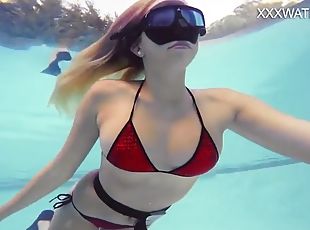 Super hot underwater girls strip and masturbate