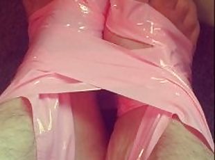 Binding my feet and ankles with pink latex bondage tape for the first time - Male feet - Manlyfoot
