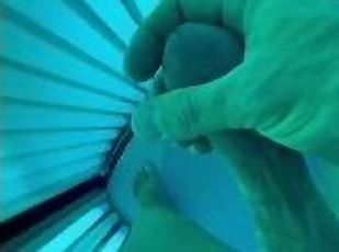 Tanning a big dick