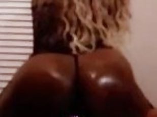 Phat Bubble Booty TS CD ebony