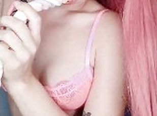 ????baby trans girl eating her sweets that daddy gives her // Onlyfans : @thisisyariss