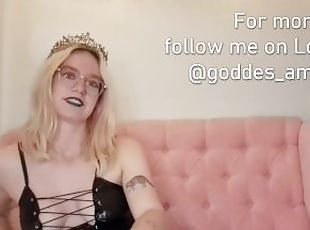 Humiliate yourself for your Goddess