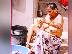 Desi Indian Village Mature Aunty Bathing Video