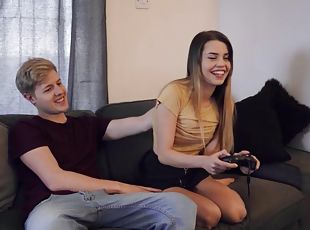 Amateur Porn gamer teenager making love bf