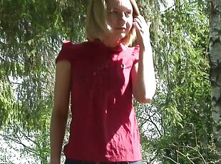 Jean skirt girl pees in the woods