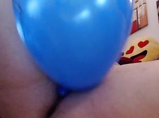 Big wet orgasm for these big balloons inflated together with you