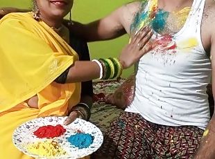 Bahu plays Holi with Sasurji on Holi by opening Bhurr, Desi Bengali Chudai Video