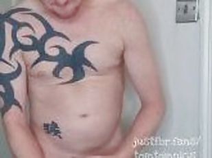 amateur, ejaculation-sur-le-corps, énorme-bite, gay, ejaculation, britannique, solo, tatouage, bite, sous-vêtements