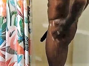 SHOWERING MY SWEATY HOT ASS AND BIG BLACK COCK AFTER THE GYM