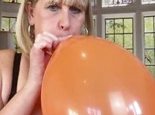 Big Tit Mature Stepmom enjoys some Balloon Busting Fun