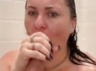 My bestie filmed my Steamy Shower Squirt